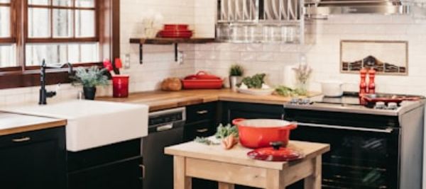 photo-1556909172-54557c7e4fb7 (1)